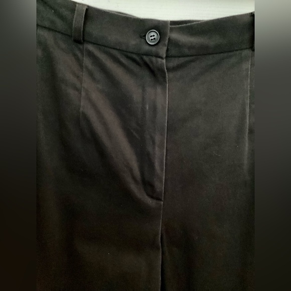 Black Capri Pants by harve Benard - Picture 5 of 13